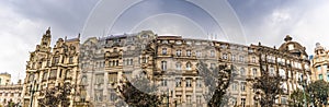 Panoramique des faÃÂ§ades des bÃÂ¢timents Place de la LibertÃÂ© ÃÂ  Porto, Portugal photo